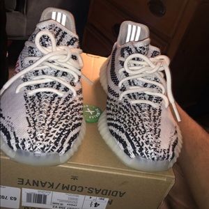 Adidas boost 350 v2 Zebra size 4.5